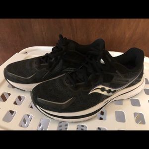 Saucony Omni 20 size 8.5 medium width
